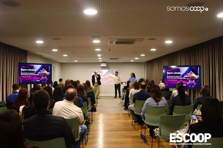 Seminário debate processos e tendências da governança cooperativa