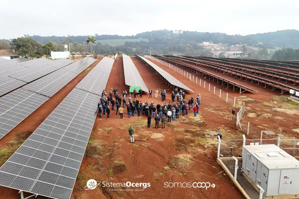 Creral inaugura nova usina solar e celebra 56 anos 