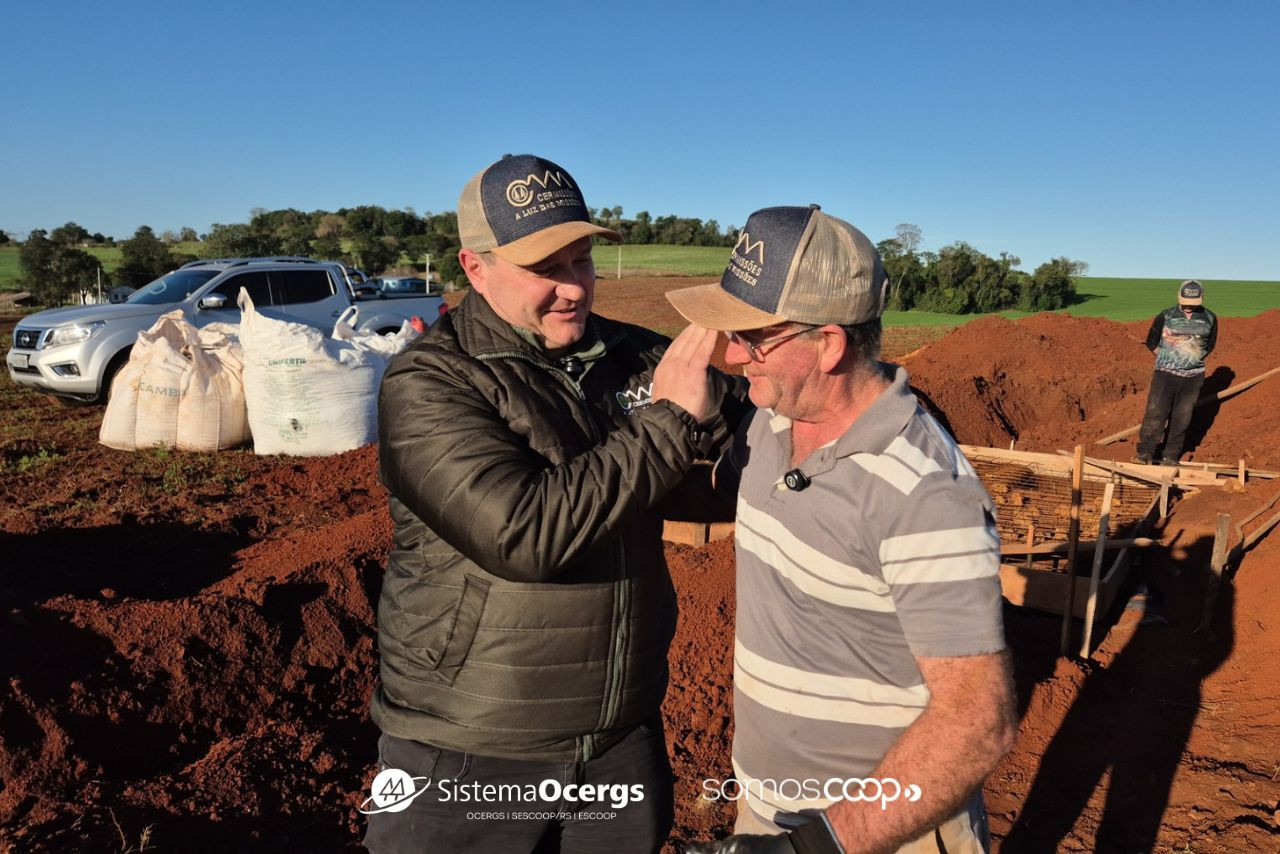 Expansão da rede trifásica leva irrigação a propriedade em Roque Gonzales 