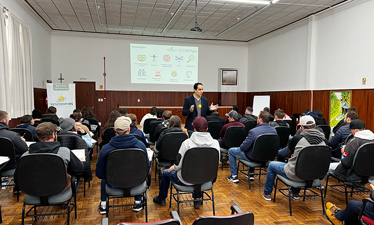 Cooperativa Vinícola Garibaldi estimula qualificação dos associados para gestão da propriedade rural