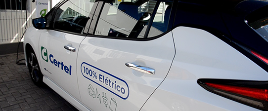 Certel se antecipa à participação de veículos elétricos nas vendas globais, que devem chegar a 50% em 2033