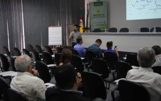 Encontro debate cenário, perspectivas e alternativas para o mercado de trigo e soja