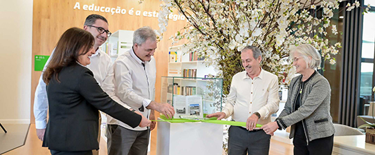 Livro da Sicredi Aliança RS/SC/ES destaca 40 anos da coop