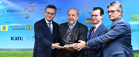 Languiru premiada com programa de incentivo à cadeia leiteira