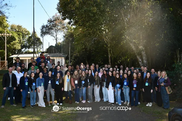 Certel reúne 70 jovens para construir o futuro do cooperativismo