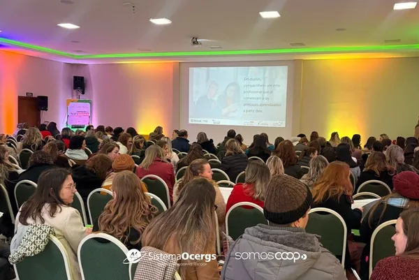 Sicredi Pioneira fortalece lideranças para transformar a educação 