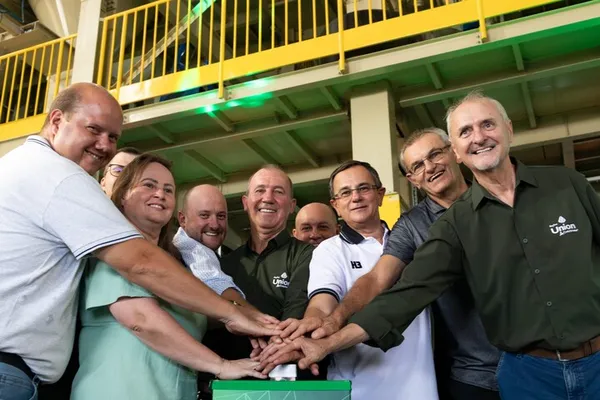 Cotrirosa inaugura Indústria de Rações Union em Santa Rosa